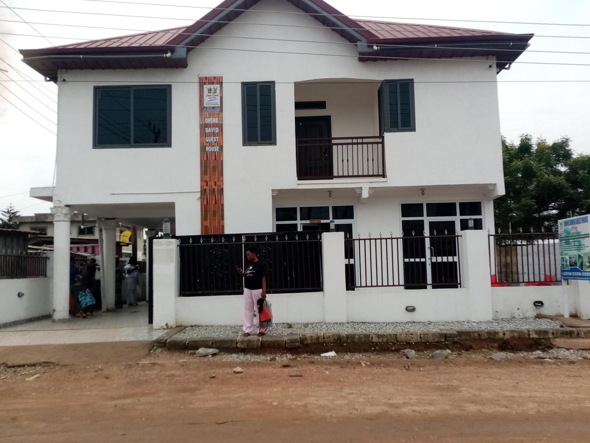 Ohene David Guest House Amanfro Экстерьер фото
